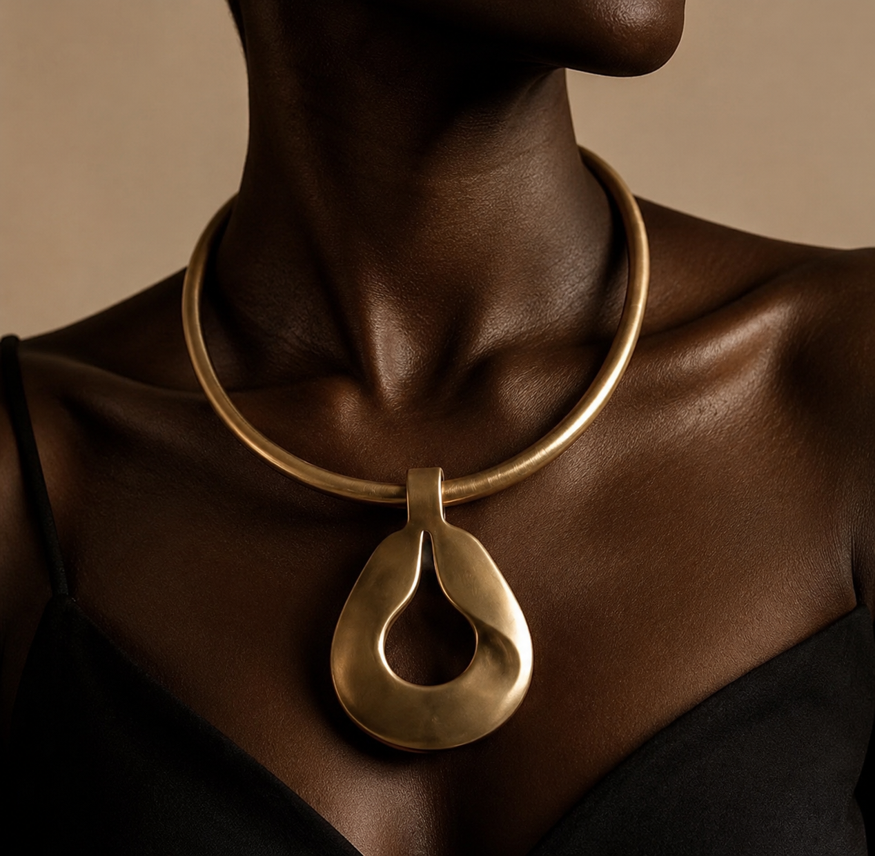 COLLIER ODARA